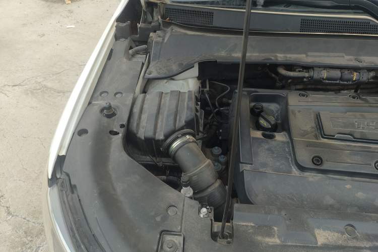 Used Jeep Compass 2017 200T Automatic Family Edition Engine Bay Right