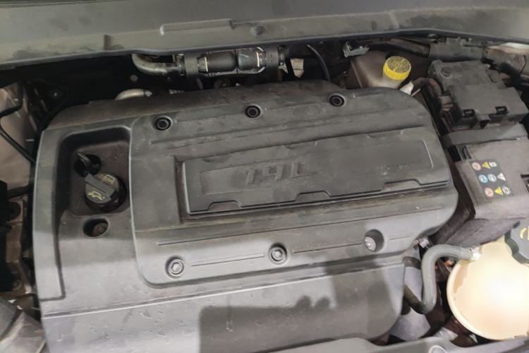 Used Jeep Compass 2017 200T Automatic Family Edition Engine Bay