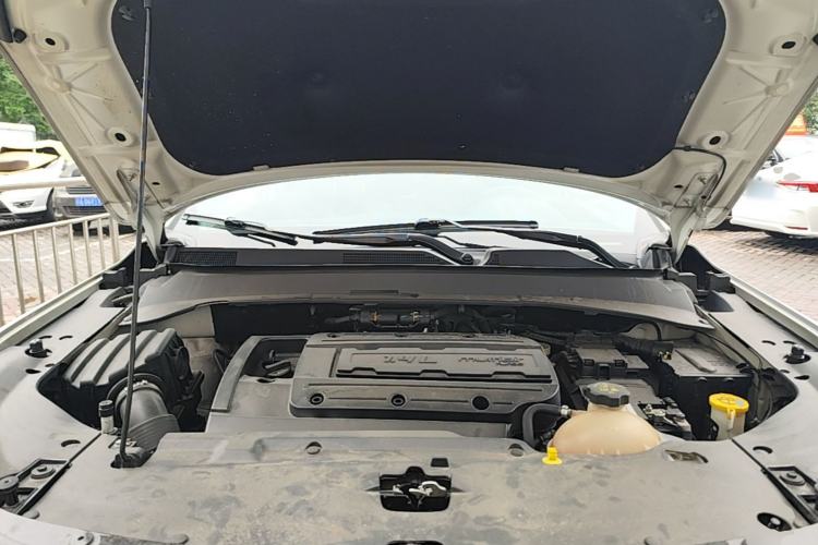 Used Jeep Compass 2017 200T Automatic Family Edition Engine Bay