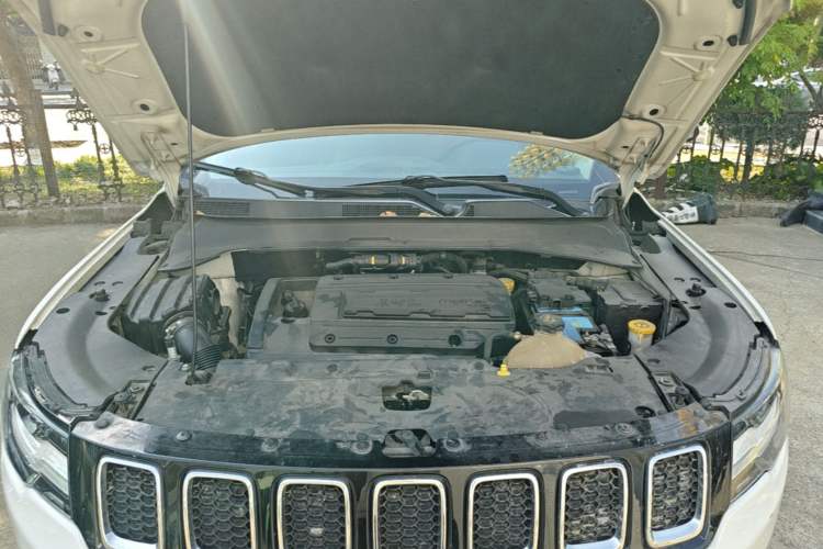 Used Jeep Compass 2017 200T Automatic Enjoyment Edition Engine Bay