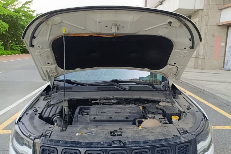 Used Jeep Compass 2017 200T Automatic Enjoyment Version Engine Bay