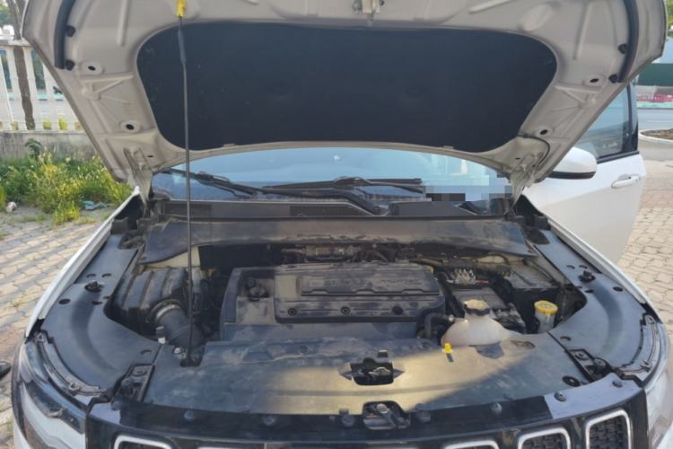 Used Jeep Compass 2017 200T Automatic Family Edition Engine Bay