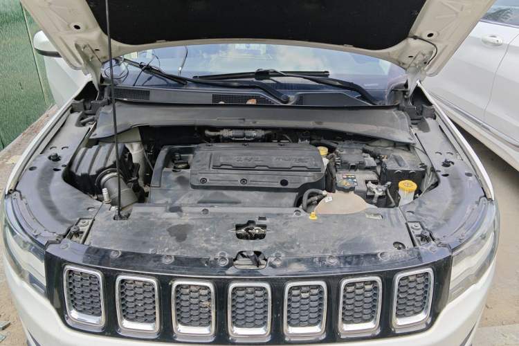 Used Jeep Compass 2017 200T Automatic Family Edition Engine Bay