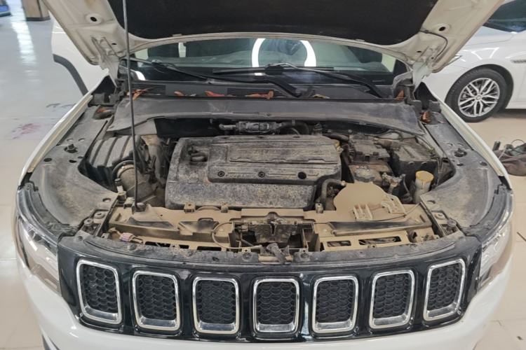 Used Jeep Compass 2017 200T Automatic Family Edition Engine Bay