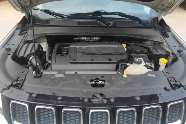 Used Jeep Compass 2017 200T Automatic Family Edition Engine Bay