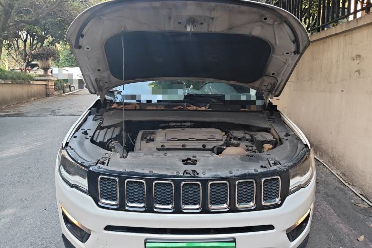 Used Jeep Compass 2017 200T Automatic Family Edition Engine Bay