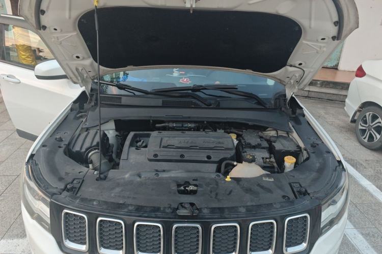 Used Jeep Compass 2017 200T Automatic Family Edition Engine Bay