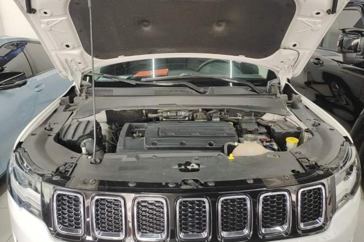 Used Jeep Compass 2017 200T Automatic Family Enjoyment Four-Wheel Drive Edition Engine Bay