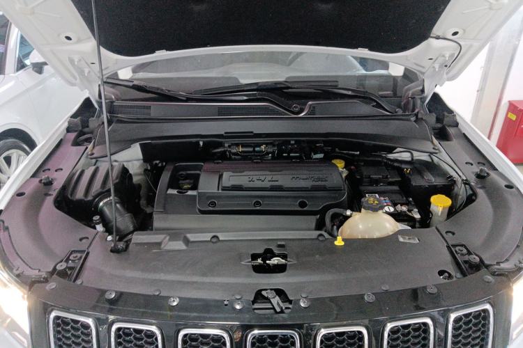 Used Jeep Compass 2017 200T Automatic Family Edition Engine Bay