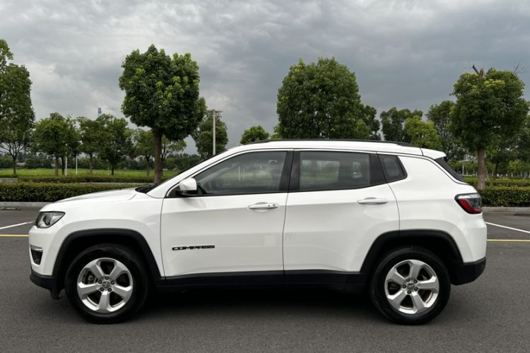 Used Jeep Compass 2017 200T Automatic Family Edition Exterior 1