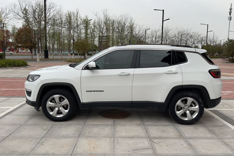 Used Jeep Compass 2017 200T Automatic Family Edition Exterior 1