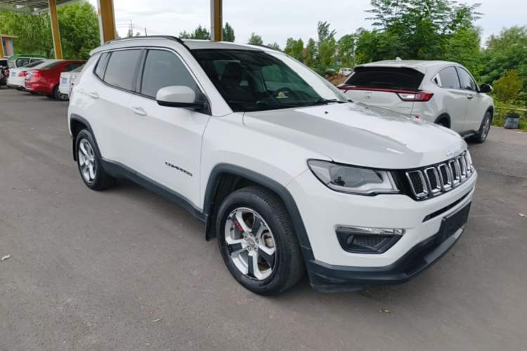 Used Jeep Compass 2017 200T Automatic Family Edition Exterior 1