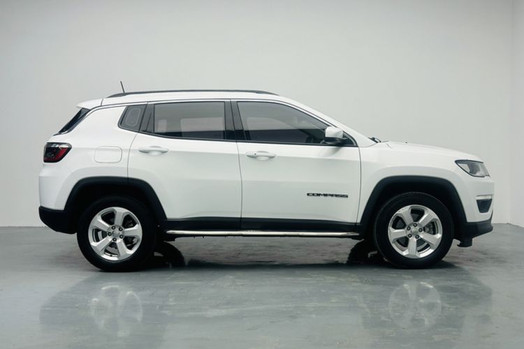 Used Jeep Compass 2017 200T Automatic Family Edition Exterior 10