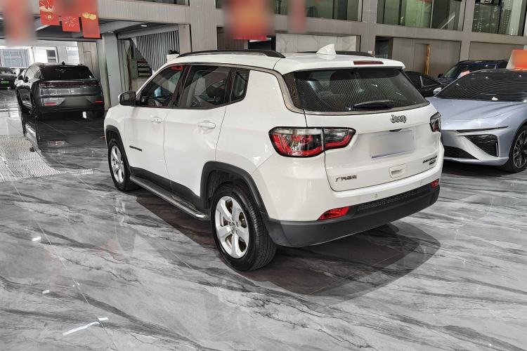Used Jeep Compass 2017 200T Automatic Family Edition Exterior 12