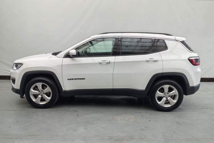 Used Jeep Compass 2017 200T Automatic Family Edition Exterior 12