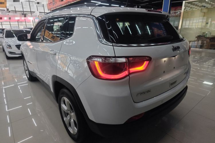 Used Jeep Compass 2017 200T Automatic Family Edition Exterior 2