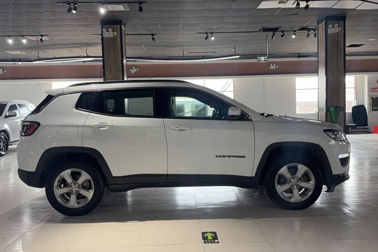 Used Jeep Compass 2017 200T Automatic Family Edition Exterior 2