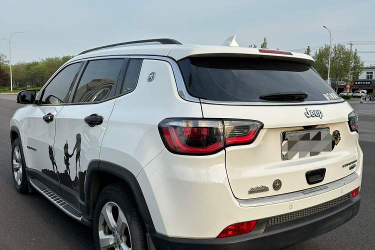 Used Jeep Compass 2017 200T Automatic Family Edition Exterior 3