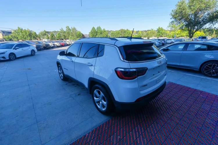 Used Jeep Compass 2017 200T Automatic Family Edition Exterior 3
