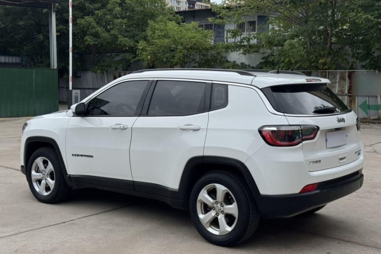 Used Jeep Compass 2017 200T Automatic Family Edition Exterior 3
