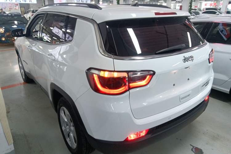 Used Jeep Compass 2017 200T Automatic Family Edition Exterior 3