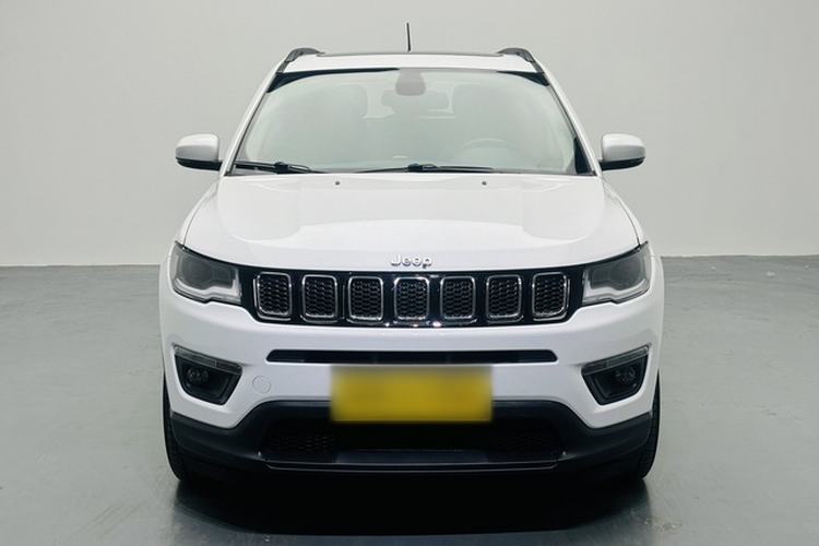 Used Jeep Compass 2017 200T Automatic Family Edition Exterior 4