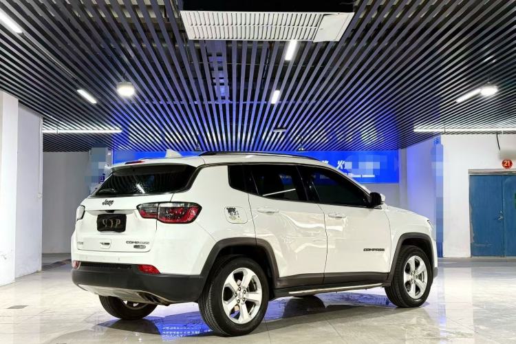 Used Jeep Compass 2017 200T Automatic Family Edition Exterior 4