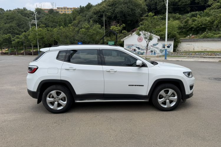 Used Jeep Compass 2017 200T Automatic Family Edition Exterior 4
