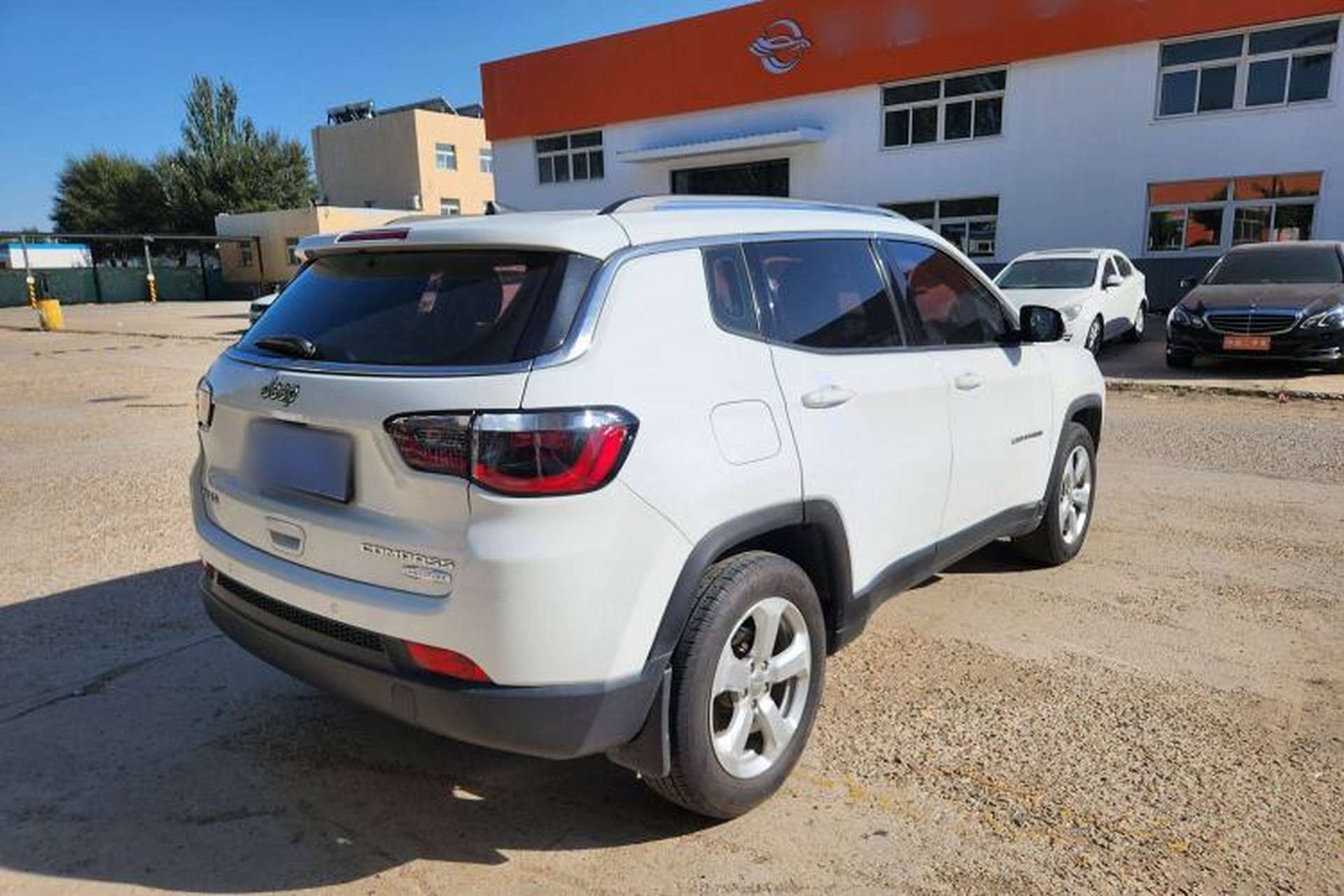 Used Jeep Compass 2017 200T Automatic Family Edition Exterior 4