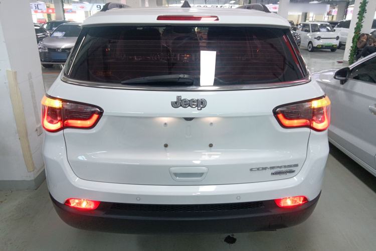 Used Jeep Compass 2017 200T Automatic Family Edition Exterior 4