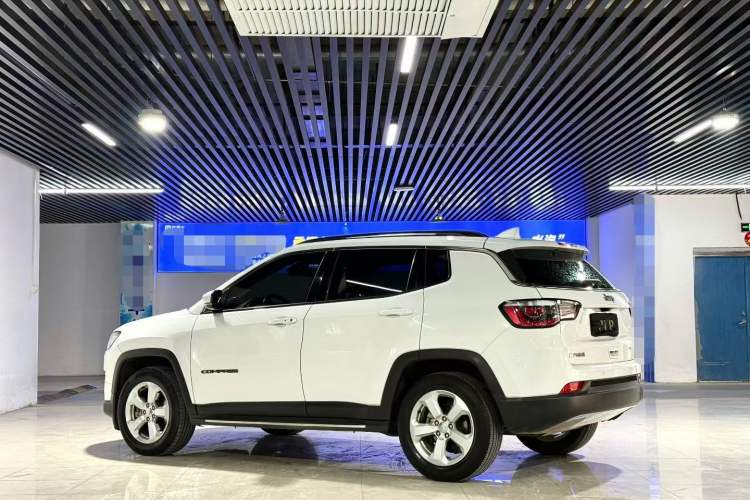 Used Jeep Compass 2017 200T Automatic Family Edition Exterior 5