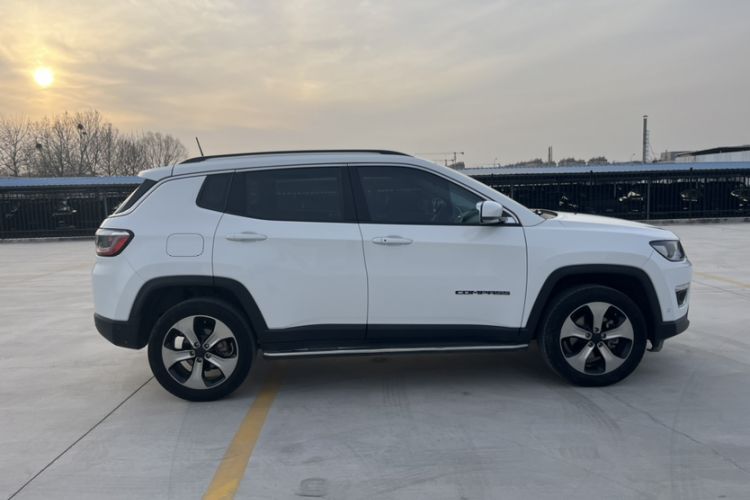Used Jeep Compass 2017 200T Automatic Prestige Four-Wheel Drive Edition Exterior 5