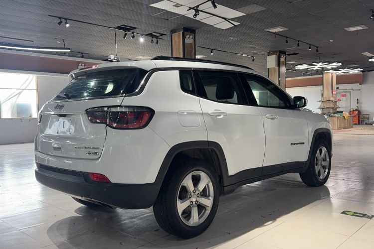 Used Jeep Compass 2017 200T Automatic Family Edition Exterior 5