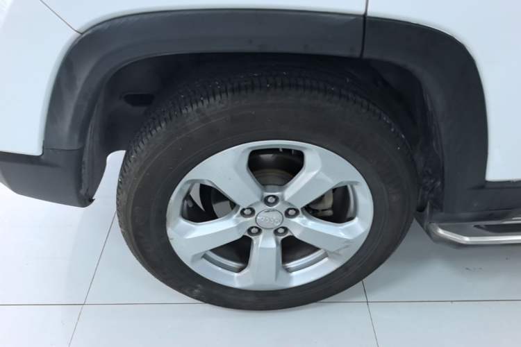 Used Jeep Compass 2017 200T Automatic Family Edition Exterior 5