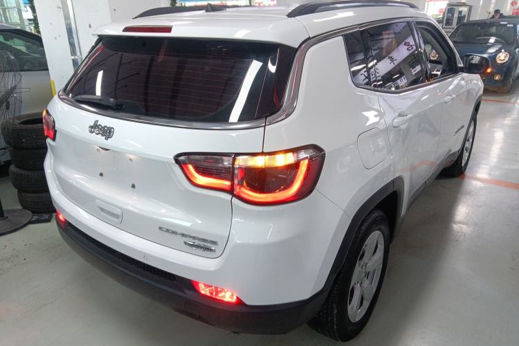 Used Jeep Compass 2017 200T Automatic Family Edition Exterior 5