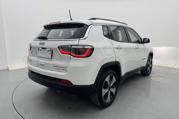 Used Jeep Compass 2017 200T Automatic Prestige Edition Exterior 6