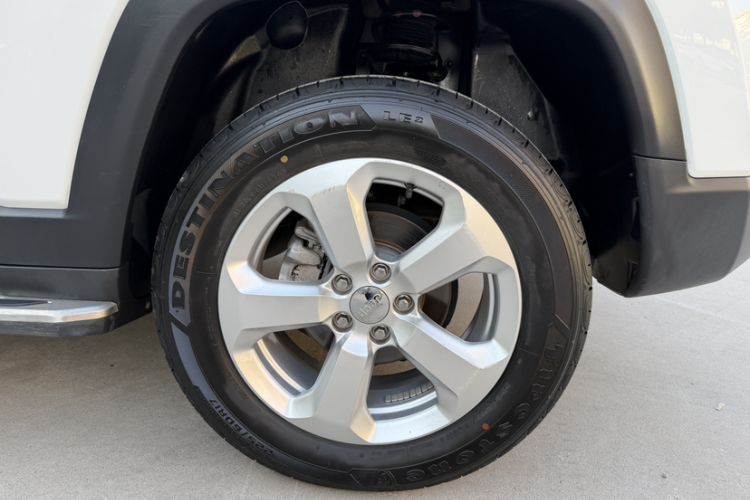 Used Jeep Compass 2017 200T Automatic Family Enjoyment Four-Wheel Drive Edition Exterior 8
