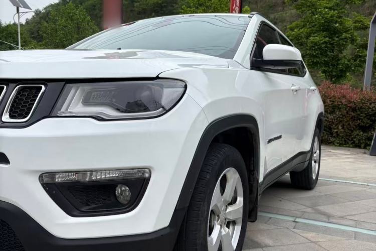 Used Jeep Compass 2017 200T Automatic Family Edition Exterior 8