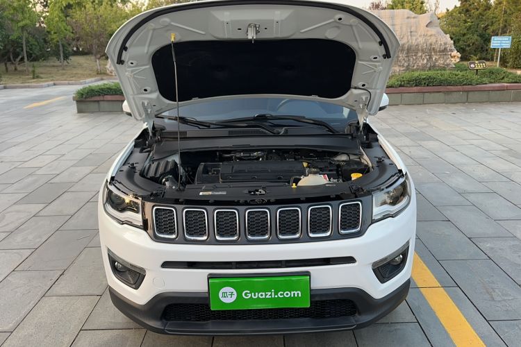 Used Jeep Compass 2017 200T Automatic Family Enjoyment Four-Wheel Drive Edition Exterior 9