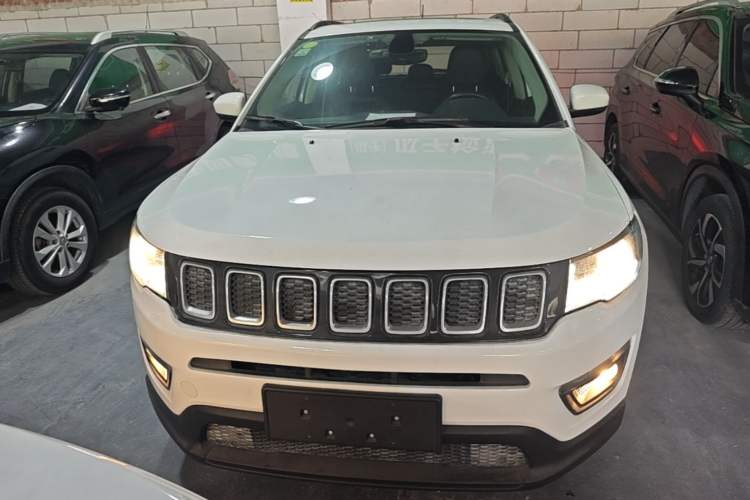 Used Jeep Compass 2017 200T Automatic Family Edition Front