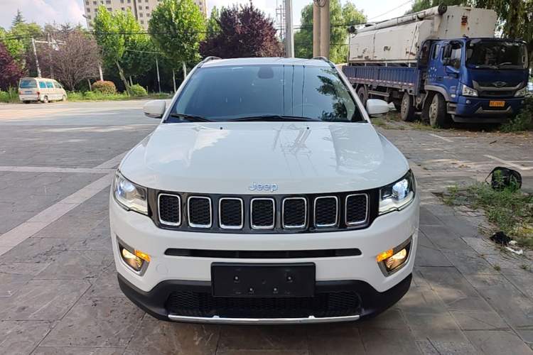 Used Jeep Compass 2017 200T Automatic Family Edition Front