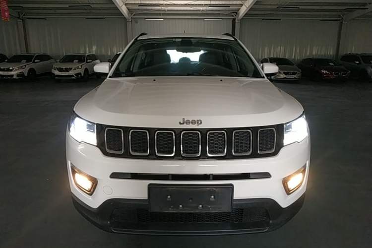 Used Jeep Compass 2017 200T Automatic Family Edition Front