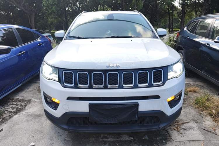 Used Jeep Compass 2017 200T Automatic Comfort Edition Front