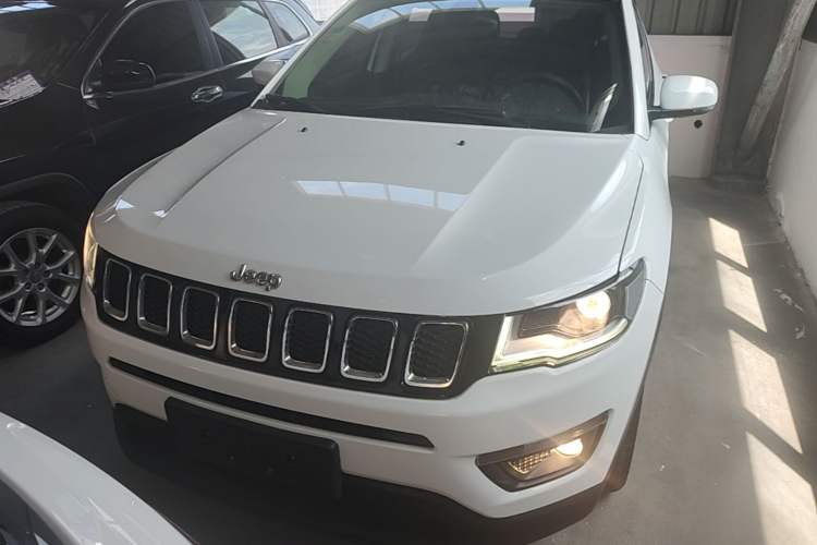 Used Jeep Compass 2017 200T Automatic Family Edition Front