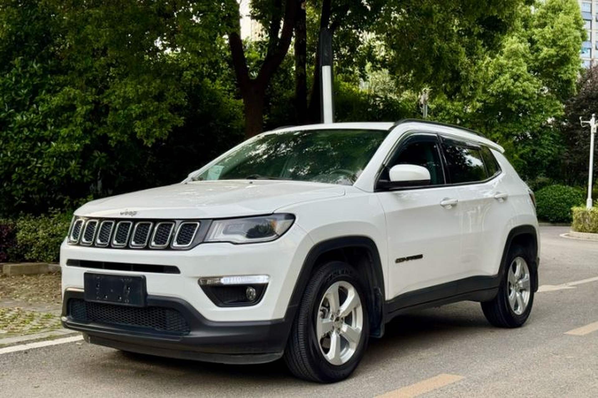 Used Jeep Compass 2017 200T Automatic Family Edition Front Left 45 Deg