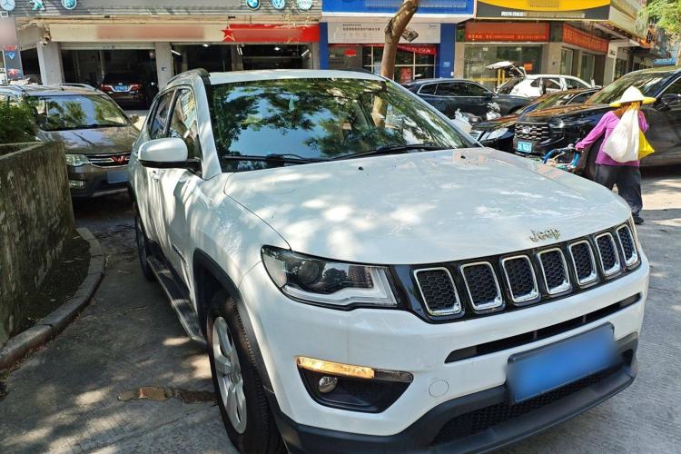 Used Jeep Compass 2017 200T Automatic Family Edition Front Right 45 Deg