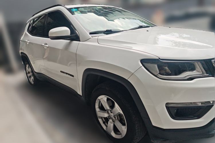 Used Jeep Compass 2017 200T Automatic Family Enjoyment Four-Wheel Drive Edition Front Right 45 Deg