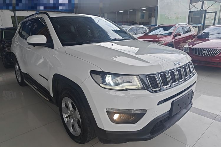 Used Jeep Compass 2017 200T Automatic Family Edition Front Right 45 Deg