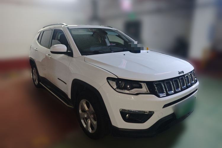 Used Jeep Compass 2017 200T Automatic Family Edition Front Right 45 Deg