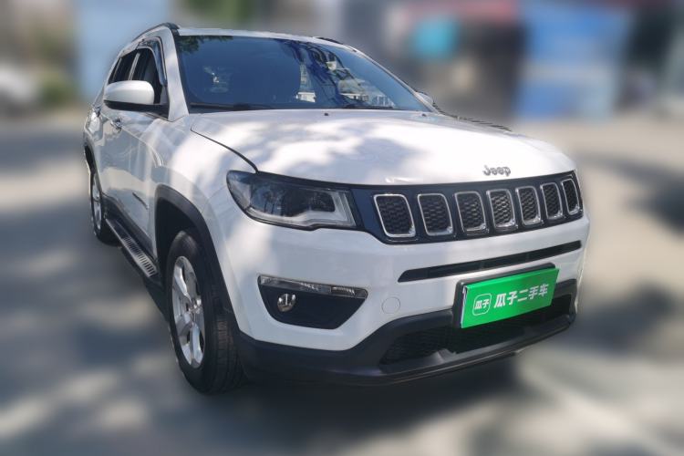 Used Jeep Compass 2017 200T Automatic Family Enjoyment Four-Wheel Drive Edition Front Right 45 Deg